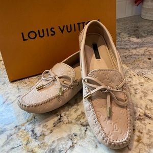 Louis Vuitton Gloria Flat Loafer Taupe